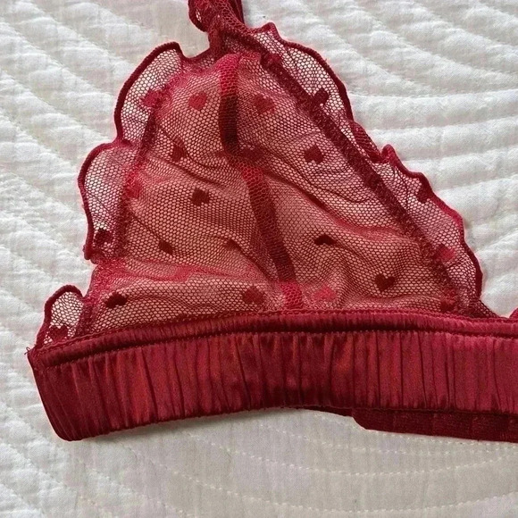 NWT Miiyu Red Hearts Bralette XS Bra - Picture 2 of 12